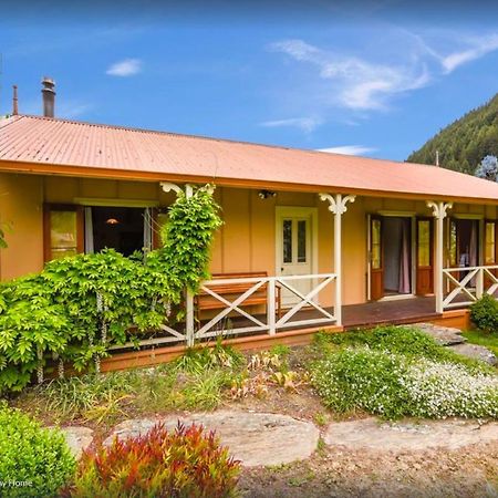Central Peach - Queenstown Holiday Home Экстерьер фото