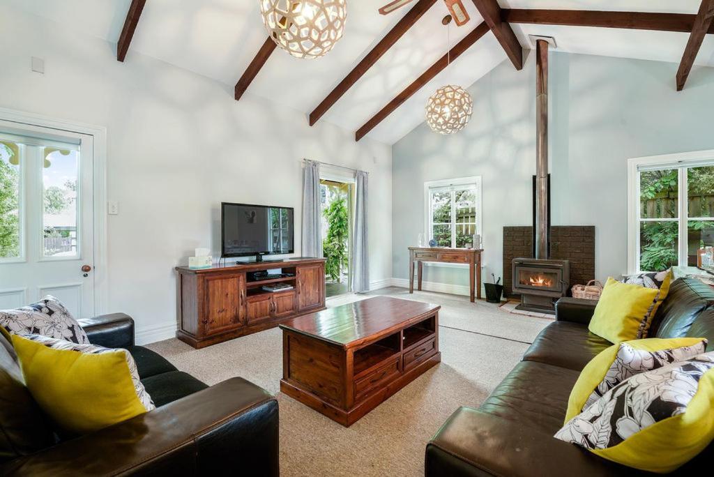Central Peach - Queenstown Holiday Home Экстерьер фото