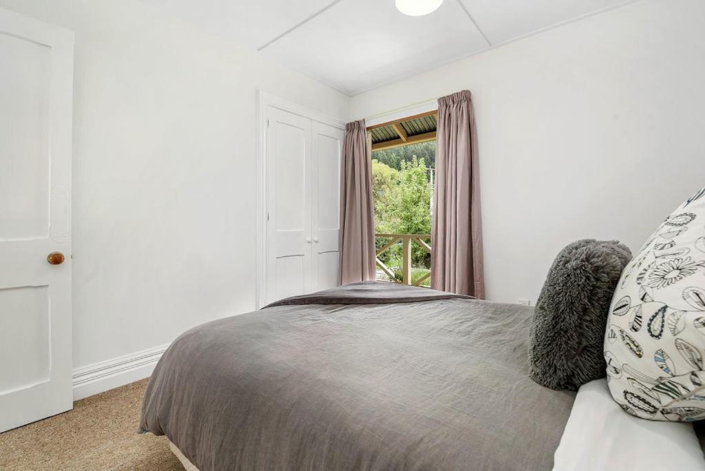 Central Peach - Queenstown Holiday Home Экстерьер фото
